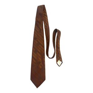 Vintage Prince Consort Golden Clasp Tie – Brown Geometric Polyester Necktie (56"